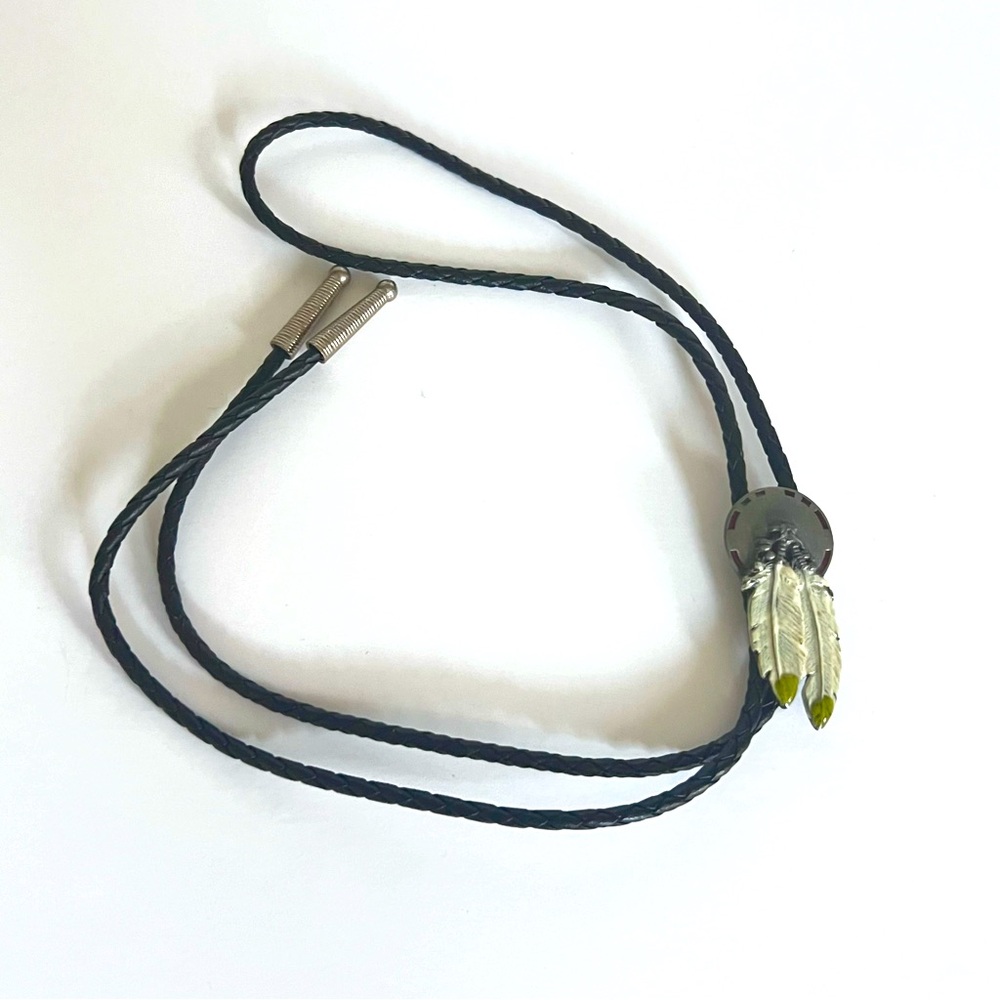 Vintage 1993 Metal Bolo Tie, Feathers, Native, Enamel, Western Design